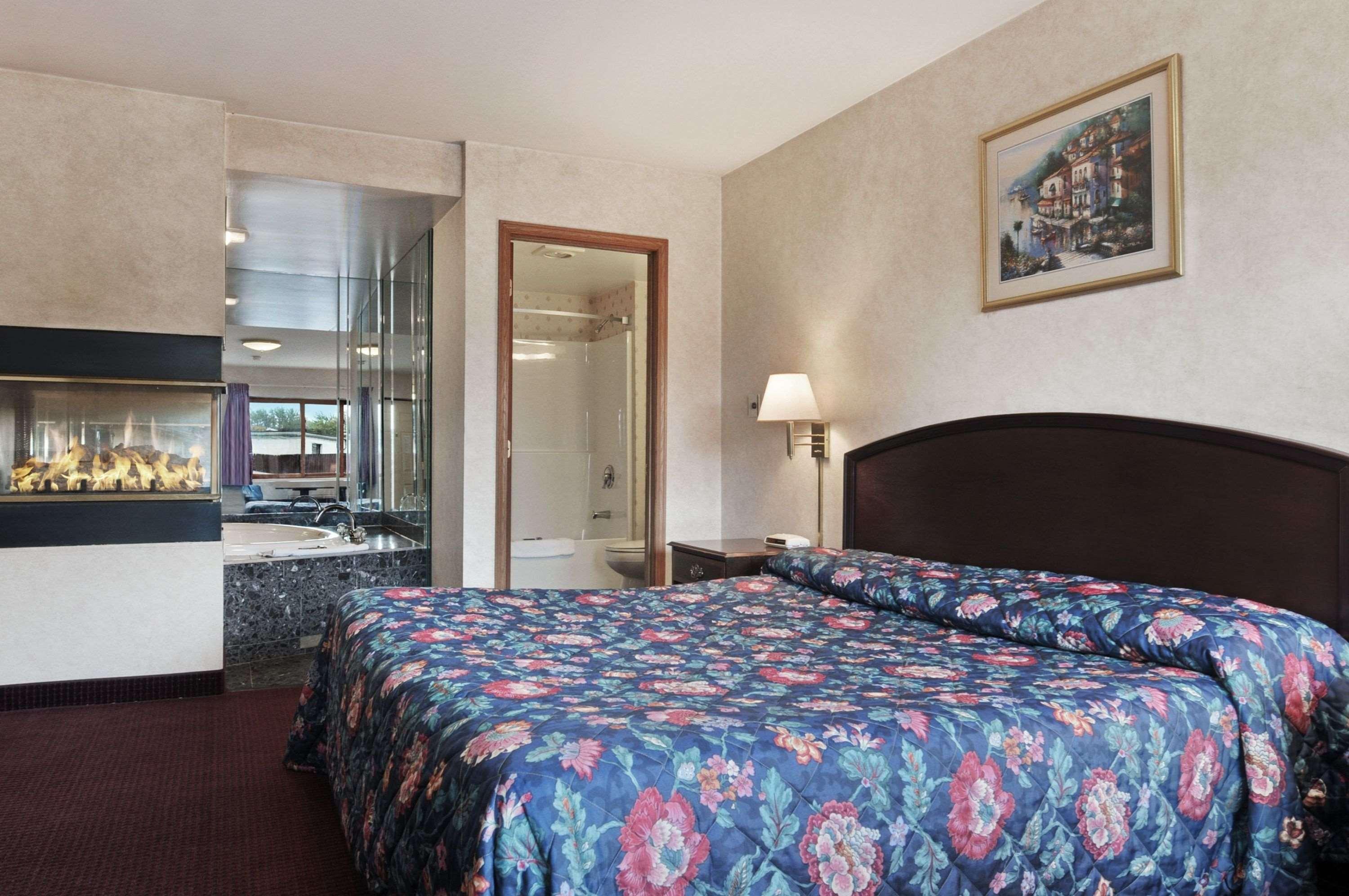 Travelodge By Wyndham Niagara Falls - New York Extérieur photo