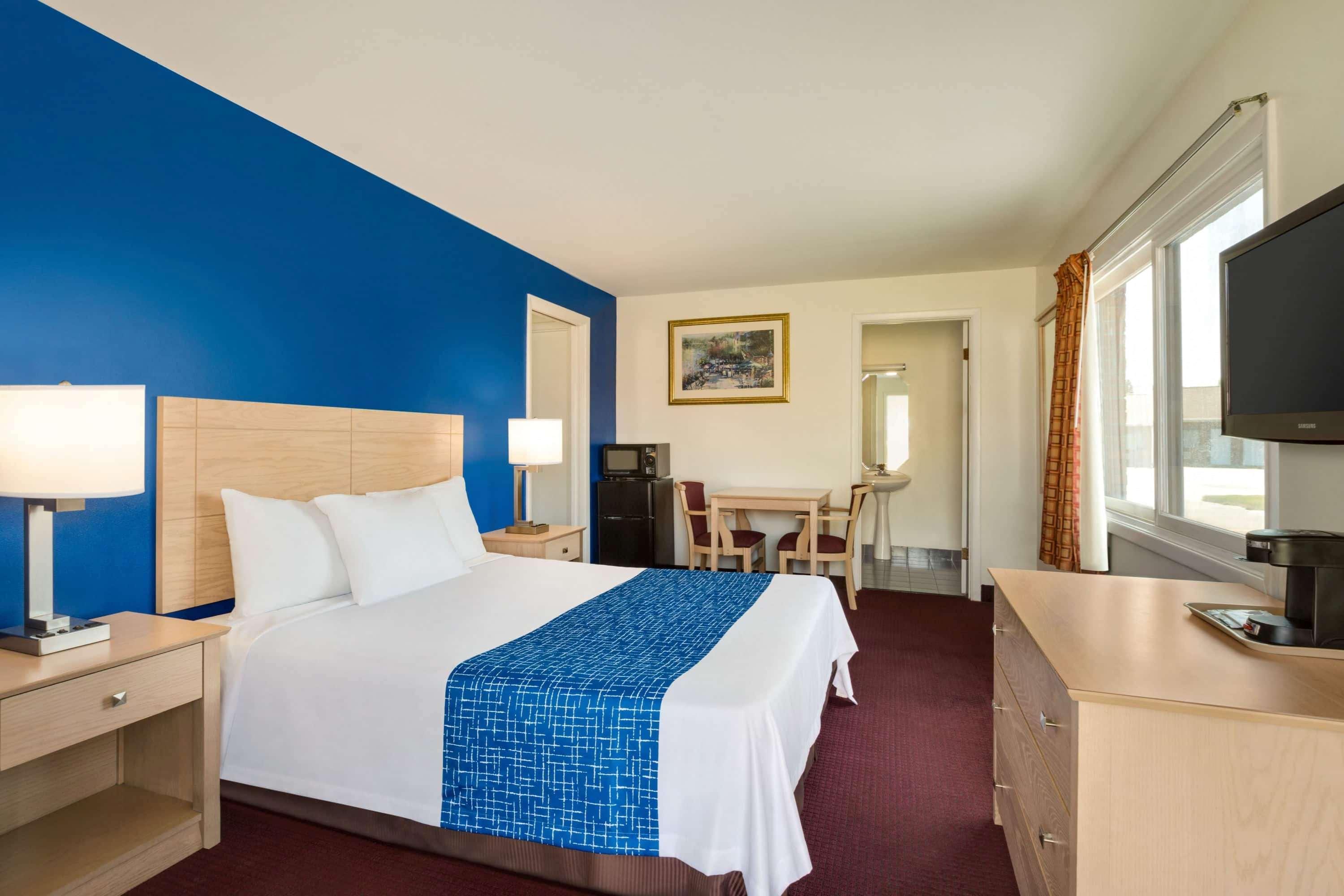 Travelodge By Wyndham Niagara Falls - New York Extérieur photo
