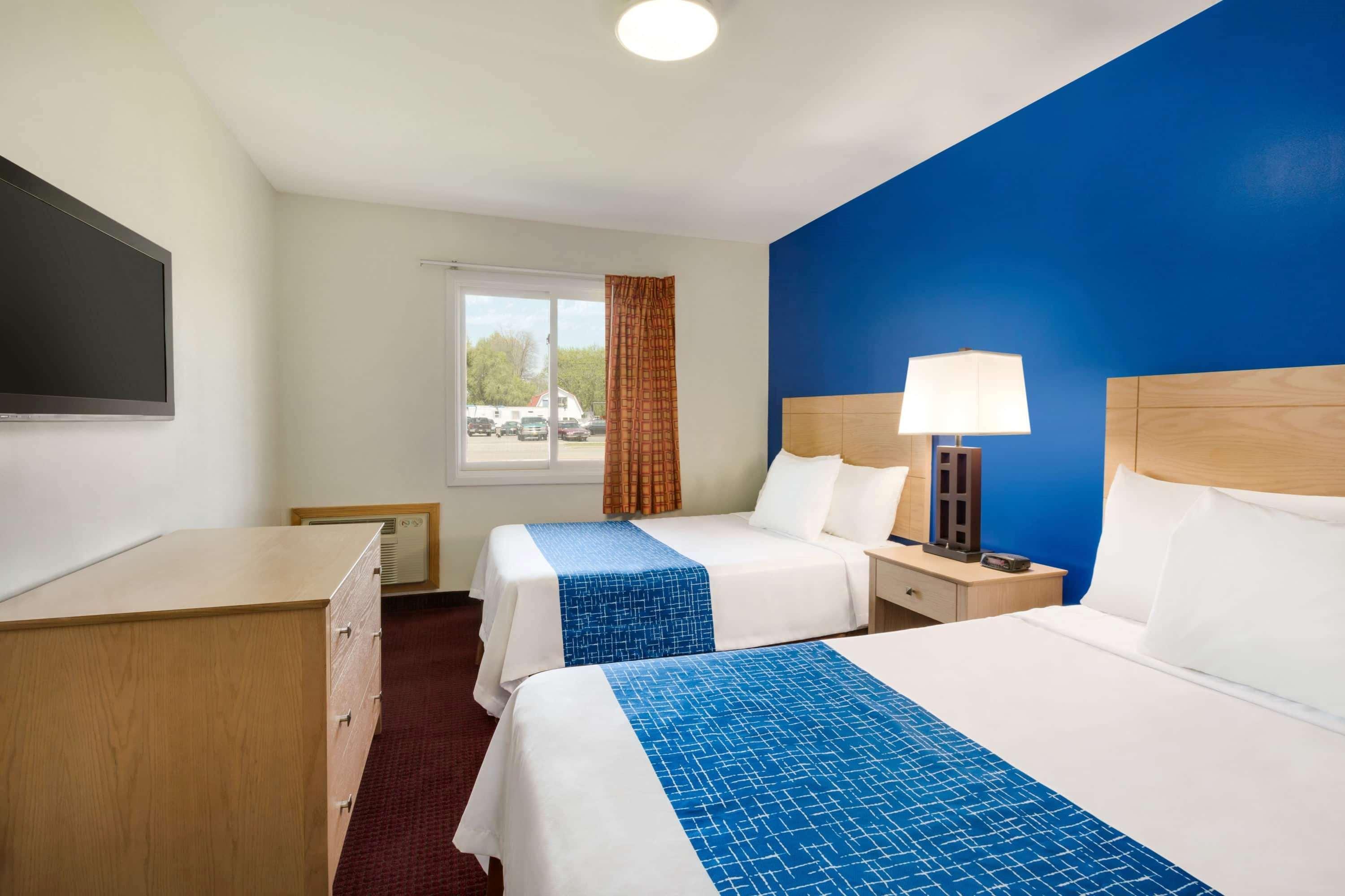 Travelodge By Wyndham Niagara Falls - New York Extérieur photo