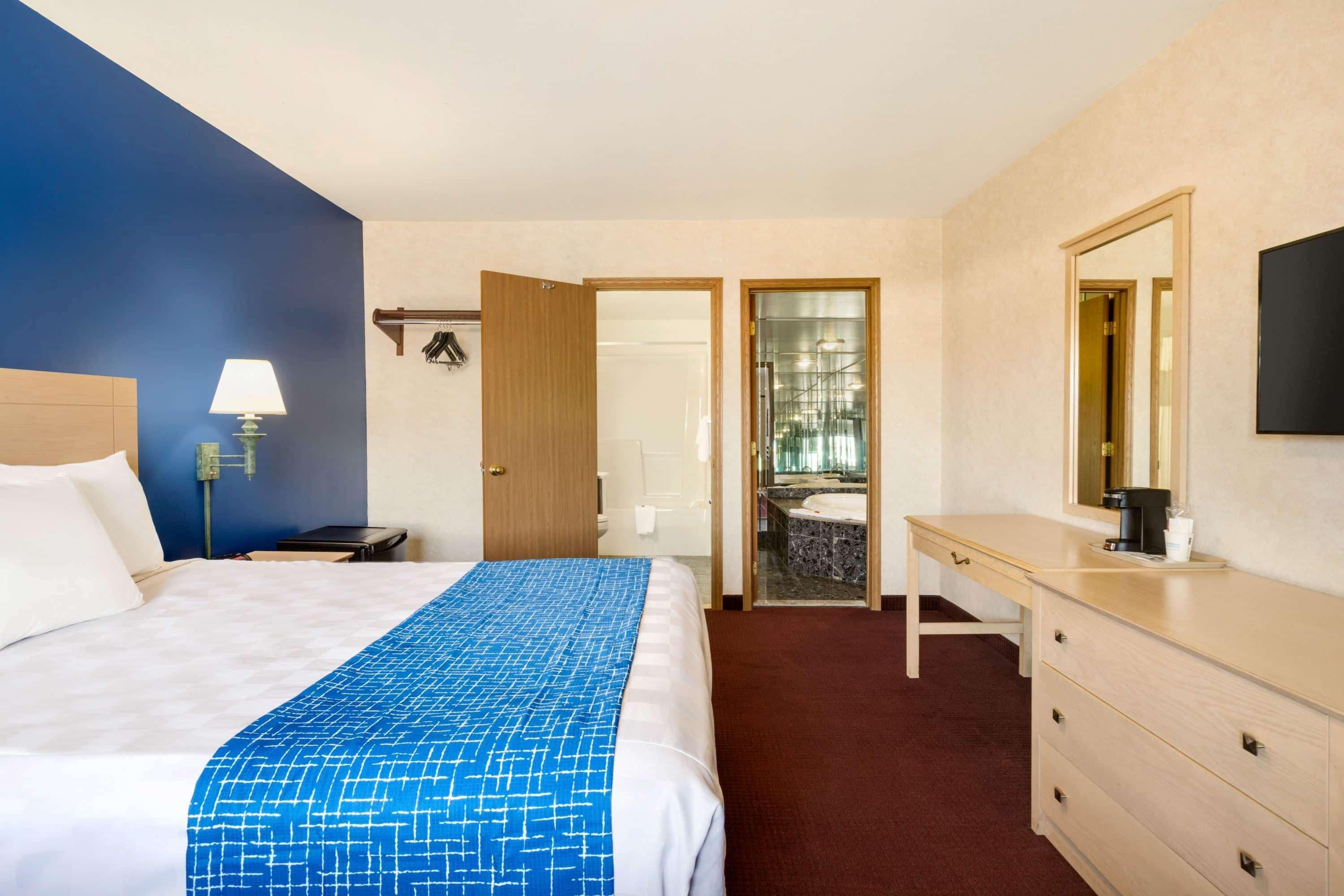 Travelodge By Wyndham Niagara Falls - New York Extérieur photo