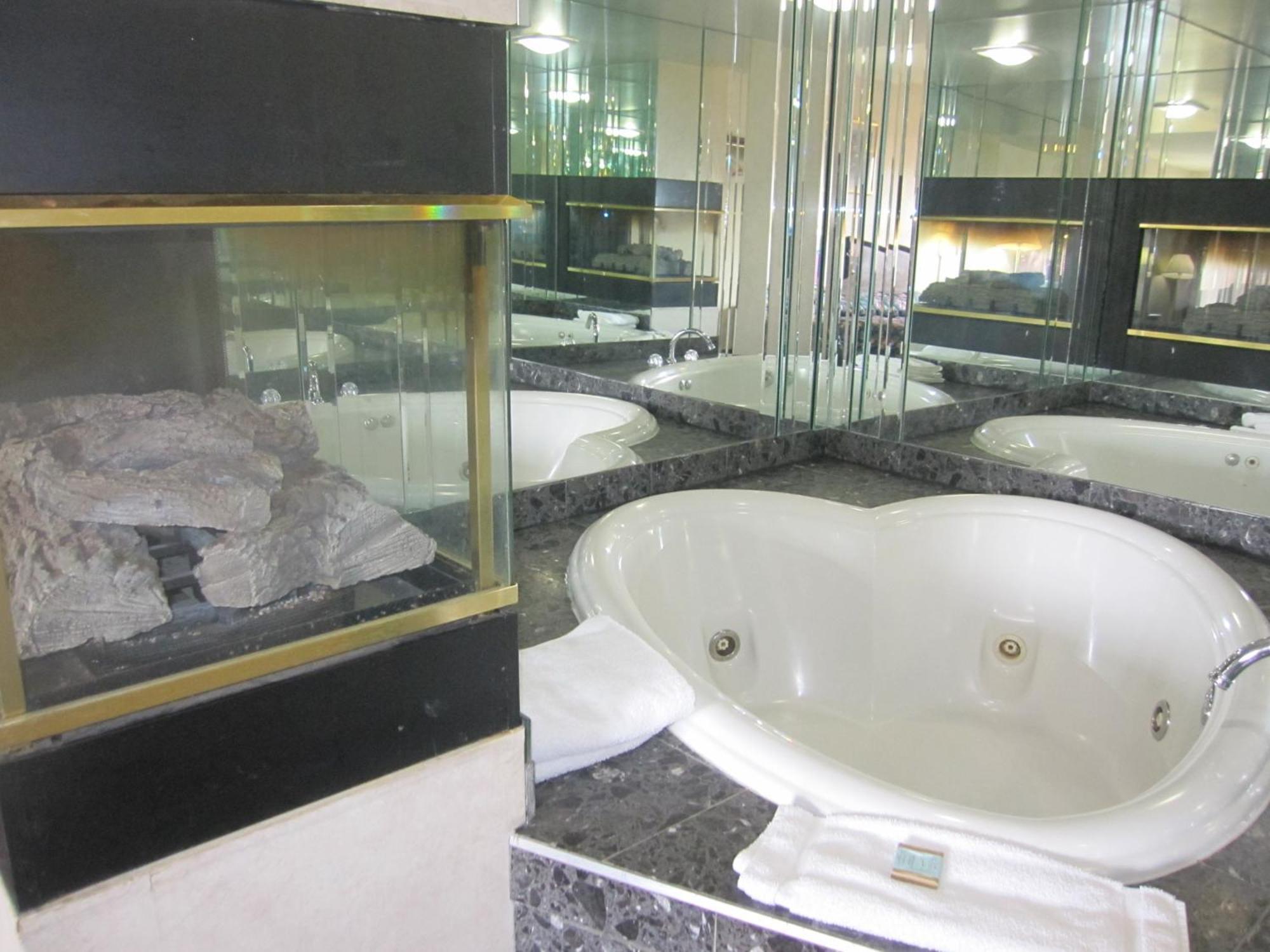 Travelodge By Wyndham Niagara Falls - New York Extérieur photo