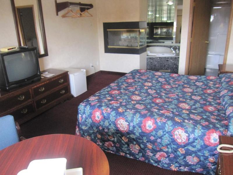 Travelodge By Wyndham Niagara Falls - New York Extérieur photo